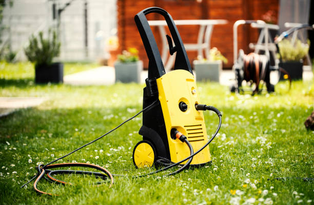 Best Pool Deck Cleaning in Willow Grove, TX